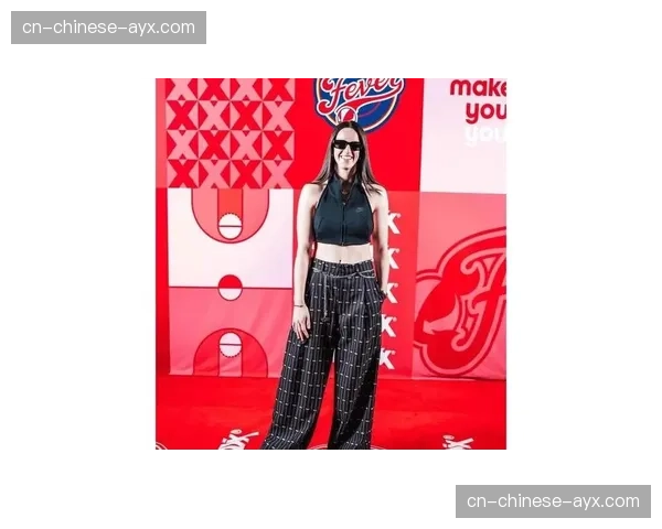 WNBA状元凯特琳·克拉克与运动品牌签下创纪录代言合同